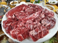 용호정육점 식당