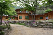 나이테펜션 커플/가족/단체/계곡/수영장/군면회/수료식