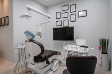 연세라온치과의원