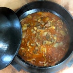 가마솥김치찜미역국윤별달