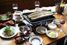 *임시휴업 중* 동이씽씽장어와 호박오리