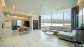 쉬오트애견풀빌라