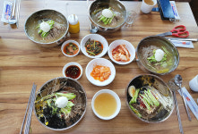 달래강어탕&막국수