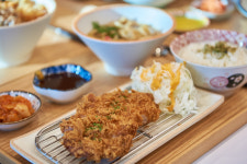 동경규동 천안신불당씨지브이점