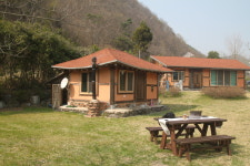 여여민박