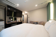 브라운도트 강서구청점