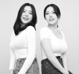 홍대 셀프사진관 데이트코스 흑백공간