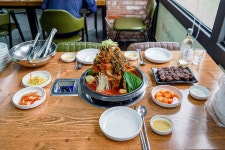 청년감자탕순대국 역곡점