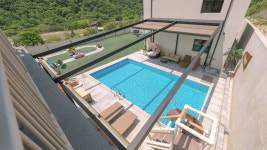 엠포레키즈풀빌라