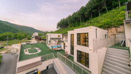 엠포레키즈풀빌라