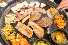 우리왕뚜껑생삼겹살