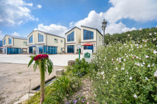 루나 풀빌라펜션