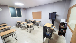 EiE고려대어학원 진주신안평거캠퍼스