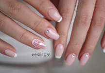 네일잇