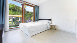 퍼피스테이 온수수영장 애견펜션