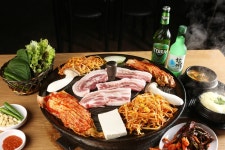 싹쓰리솥뚜껑삼겹살 고덕점