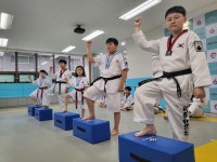 태아일체 라온태권도장