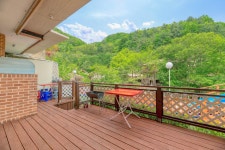 칼봉산휴양림 수영장펜션