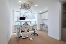 닥터뉴욕치과의원