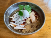 서가면옥 보릿잎 닭 칼국수