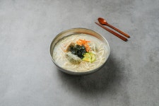 명인만두 만족오향족발 전주삼천점