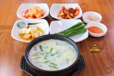 더참맛수육국밥&보쌈 삼봉점