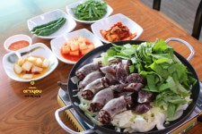 더참맛수육국밥&보쌈 삼봉점