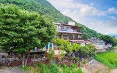 계곡의아침