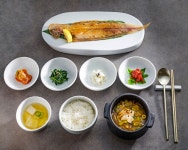 라드라비 한식당