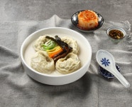 신의주찹쌀순대 서울대입구역점