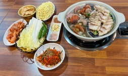인산해물칼국수