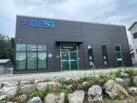 지이스트