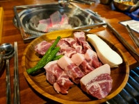 찬미돼지 오치점