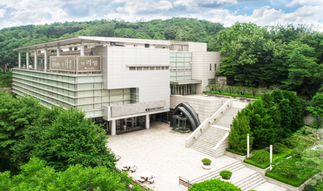 더라빌 아트센터 사진 1