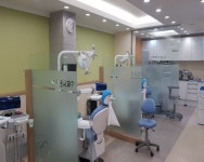 밝은치과21치과의원