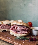 생 어반 베이글