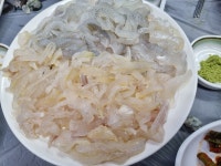 삼밭회식당