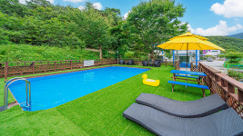 멍스타애견펜션