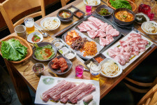 황금돈가 연동LA양념갈비