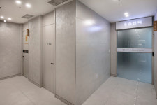 메가비뇨의학과의원