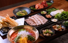 갑부보쌈 제주본점