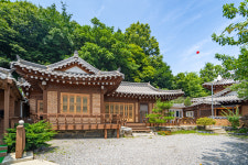 예직한옥펜션