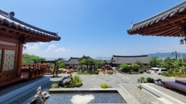 윤슬한옥