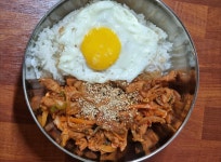 석이네 냉면 도토리칼국수