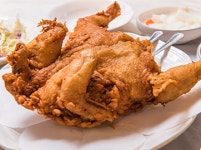 가마솥옛날시골통닭 월영마을점