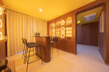 더휴식 누베르 서울 이태원점