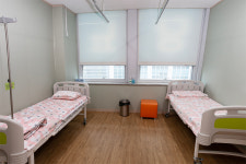 퍼스트내과의원