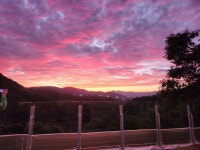 포천 몽롱한노을 카라반 캠핑장