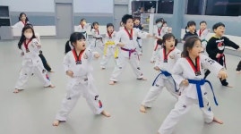 엔키즈태권도 외발자전거