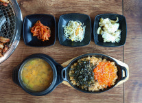 토닭토닭 참숯불닭갈비